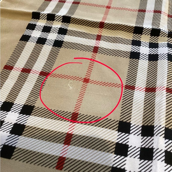 Burberry Classic Nova Check Silk Scarf - Beige - Picture 3 of 4